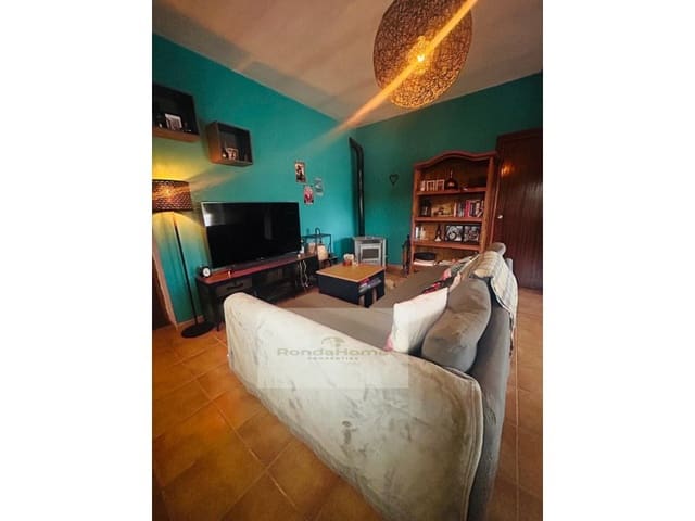 2 soveværelse Finca/Landehus til salg i Alora med swimmingpool garage - € 186.000 (Ref: 9952574)