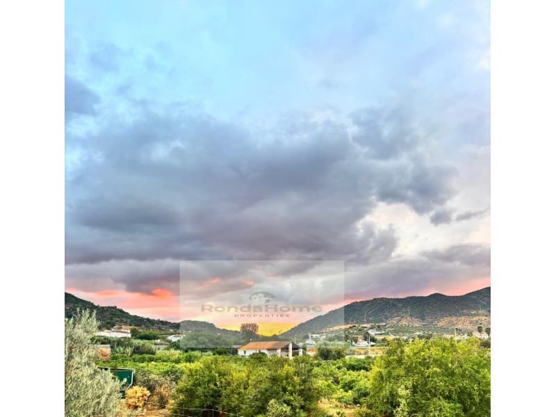2 bedroom Finca/Country House for sale in Alora with pool garage - € 186,000 (Ref: 9952574)