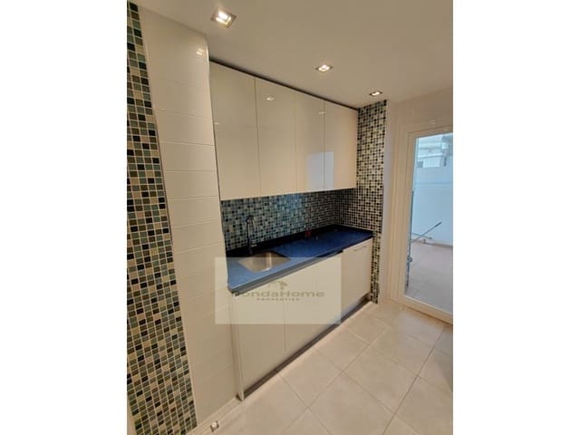 2 soveværelse Lejlighed til leje i Las Morillas, Málaga by med garage - € 1.300 (Ref: 9984849)