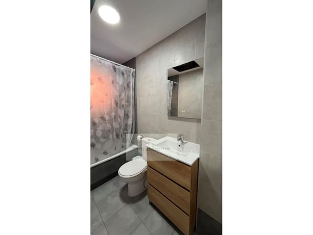 2 quarto Apartamento para arrendar em Centro Historico, Málaga cidade - 1 200 € (Ref: 9984850)