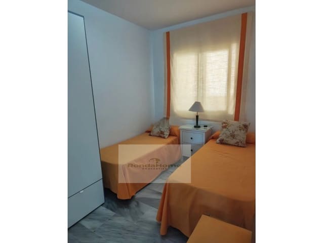 2 Zimmer Wohnung zu vermieten in Zona Puerto Deportivo, Fuengirola mit Pool Garage - 1.500 € (Ref: 9984851)