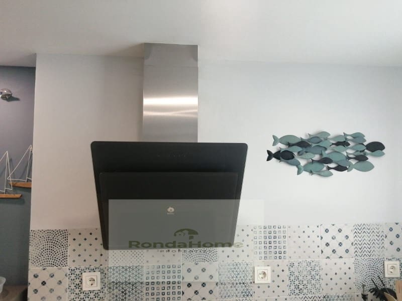 2 slaapkamer Flat te huur in Nueva Andalucia met zwembad garage - € 1.900 (Ref: 9990645)