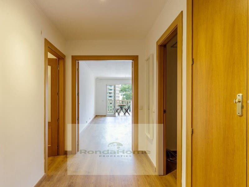 4 camera da letto Appartamento da affittare in Malaga citta con piscina garage - 1.700 € (Rif: 9990646)