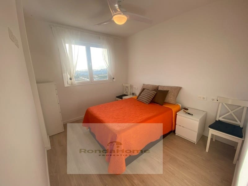 3 soveværelse Lejlighed til leje i Nueva Andalucia med swimmingpool garage - € 2.300 (Ref: 9995085)