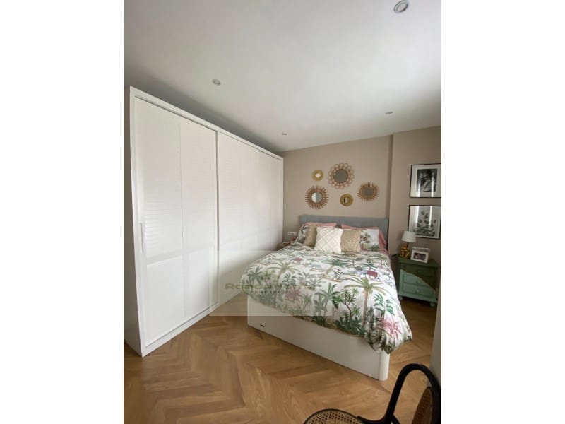 3 soveværelse Lejlighed til leje i Malaga by - € 1.800 (Ref: 9995086)