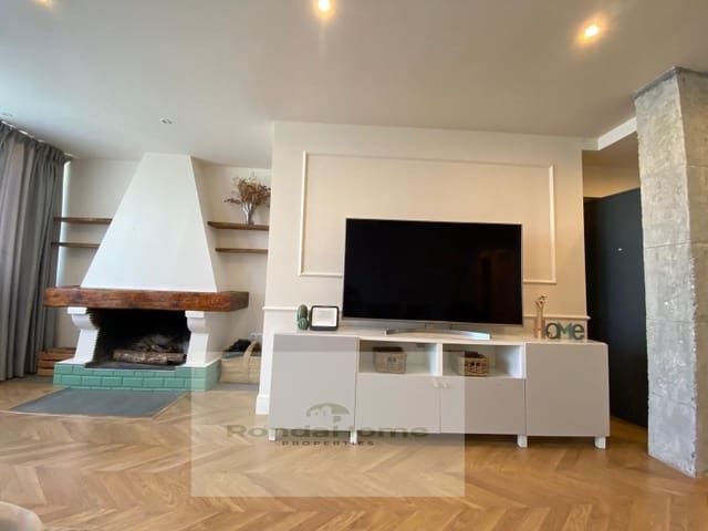 3 quarto Apartamento para arrendar em Finca La Palma, Málaga cidade - 1 800 € (Ref: 9995086)