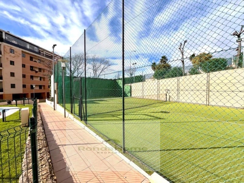 3 soveværelse Lejlighed til leje i Torremolinos med swimmingpool garage - € 1.930 (Ref: 9998763)