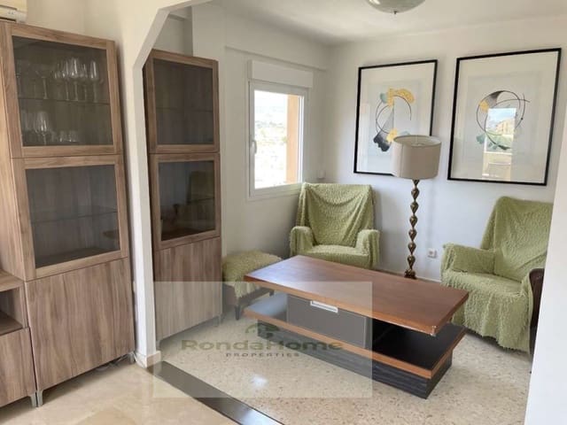2 slaapkamer Flat te huur in Centro ciudad, Fuengirola met zwembad garage - € 1.350 (Ref: 9998764)