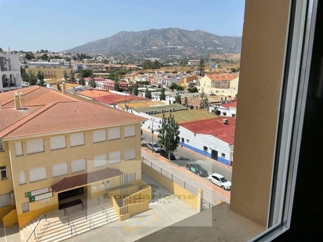 2 slaapkamer Flat te huur in Centro ciudad, Fuengirola met zwembad garage - € 1.350 (Ref: 9998764)