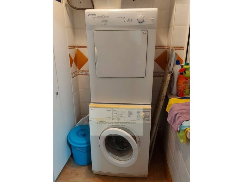 3 soveværelse Lejlighed til leje i Marbella - € 1.200 (Ref: 9999581)