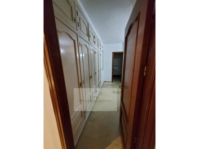 3 sovrum Lägenhet att hyra i Divina Pastora, Marbella - 1 200 € (Ref: 9999581)
