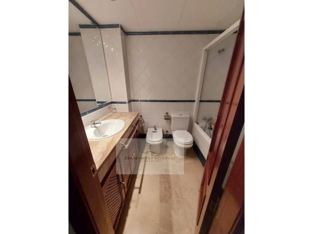 3 sovrum Lägenhet att hyra i Divina Pastora, Marbella - 1 200 € (Ref: 9999581)