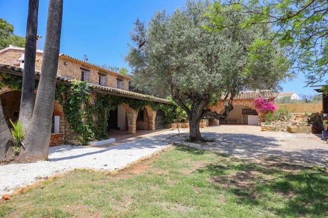 3 bedroom Villa for sale in Senija with garage - € 1,295,000 (Ref: 9066346)