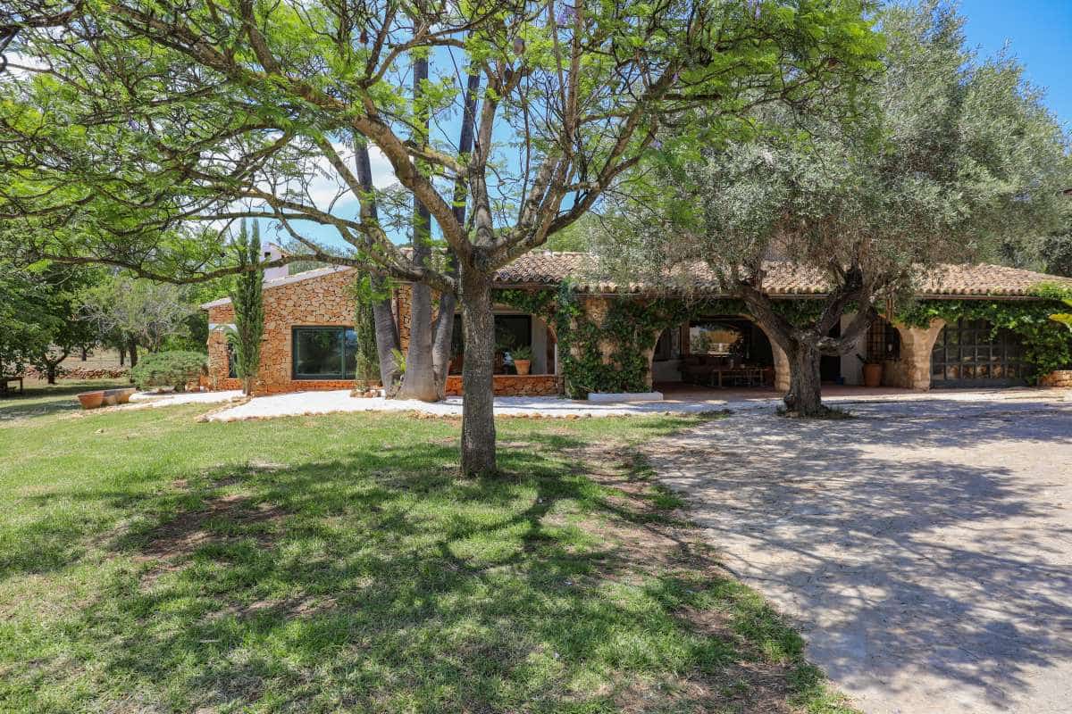 3 soveværelse Villa til salg i Senija med garage - € 1.295.000 (Ref: 9066346)