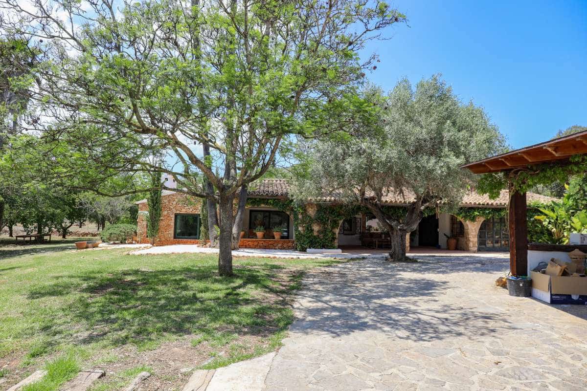 3 soveværelse Villa til salg i Senija med garage - € 1.295.000 (Ref: 9066346)