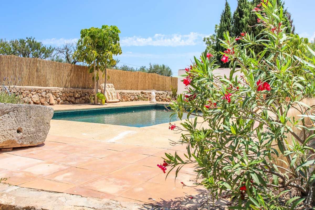 3 soveværelse Villa til salg i Senija med garage - € 1.295.000 (Ref: 9066346)