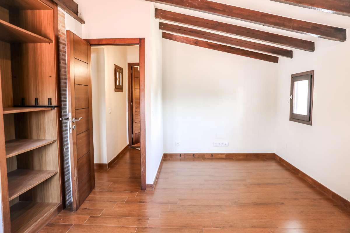 3 soveværelse Villa til salg i Senija med garage - € 1.295.000 (Ref: 9066346)