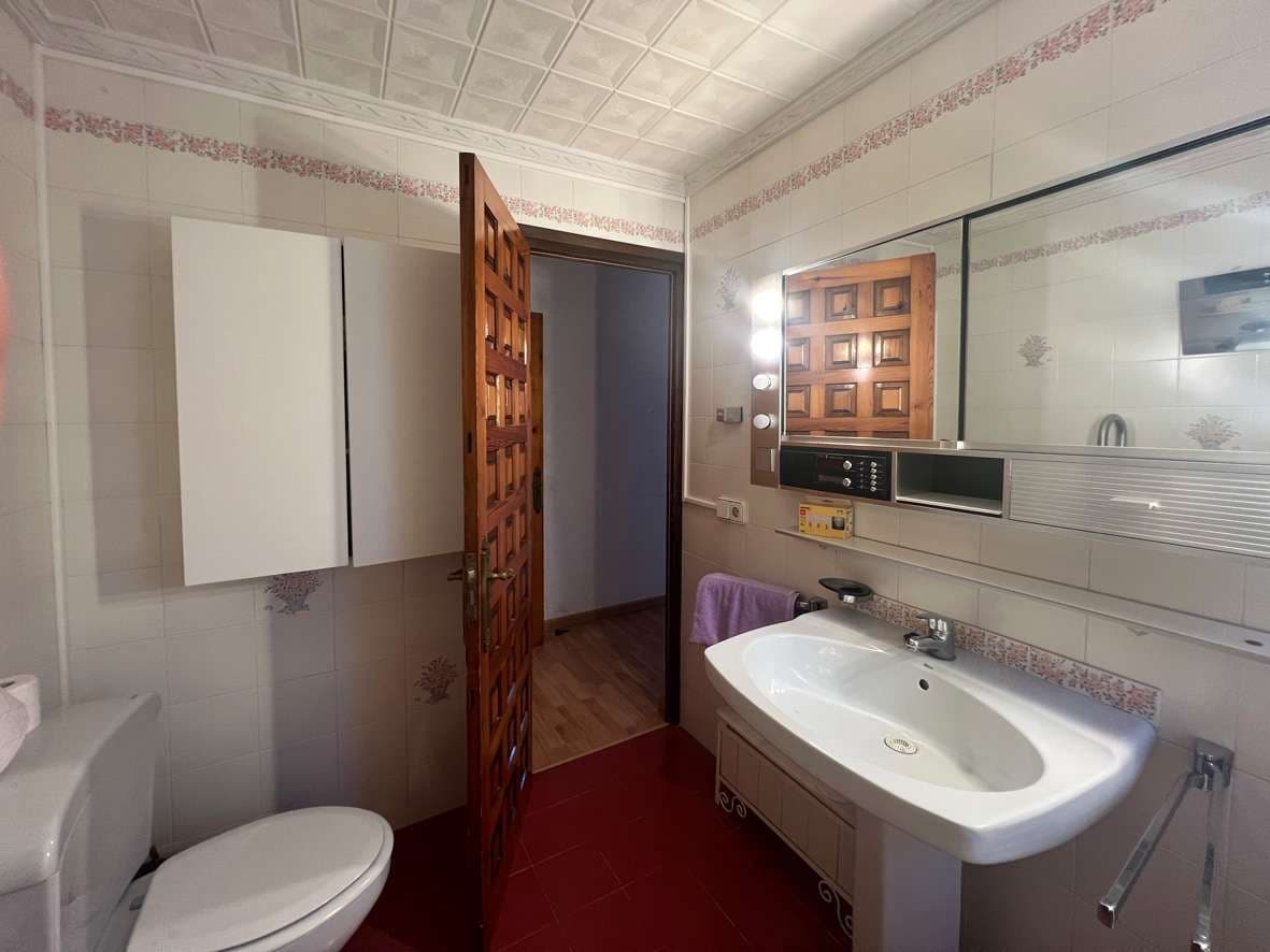 4 chambre Villa/Maison à vendre à Calpe / Calp avec piscine garage - 898 000 € (Ref: 9066357)