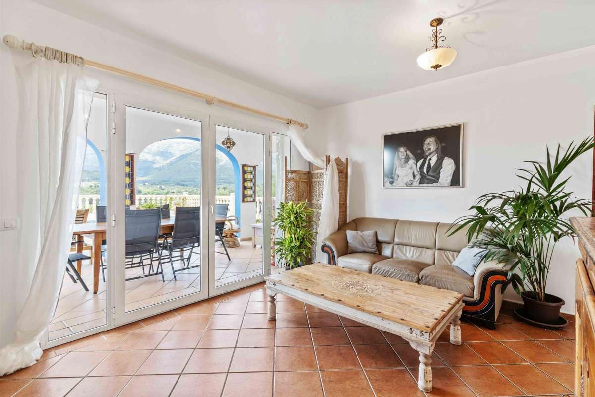 4 soveværelse Villa til salg i Murla med swimmingpool garage - € 825.000 (Ref: 9066359)