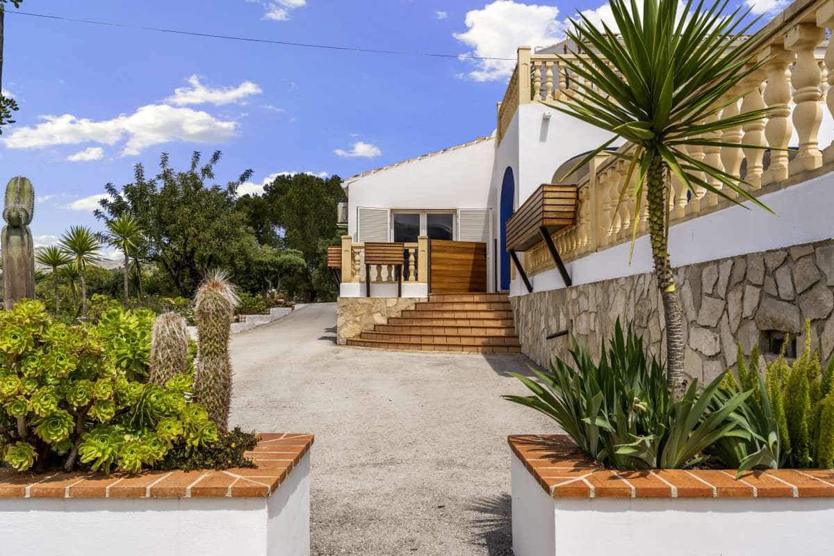 4 soveværelse Villa til salg i Murla med swimmingpool garage - € 825.000 (Ref: 9066359)