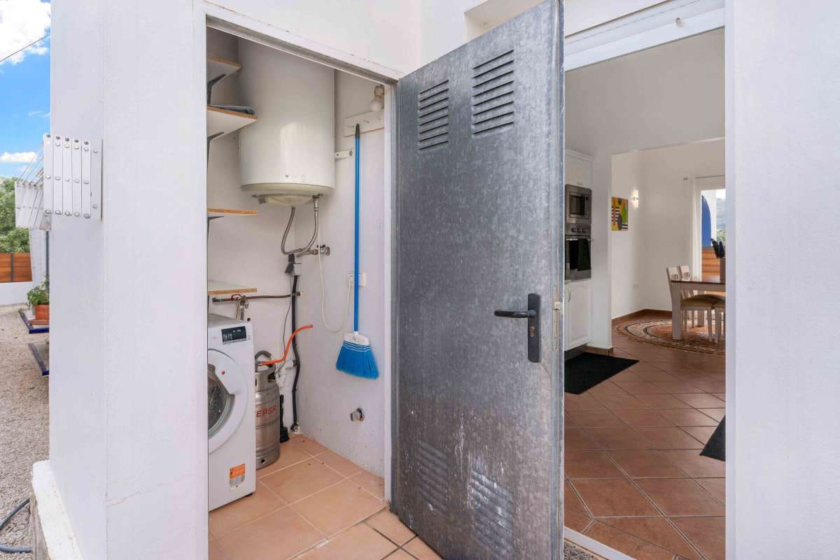 4 soveværelse Villa til salg i Murla med swimmingpool garage - € 825.000 (Ref: 9066359)