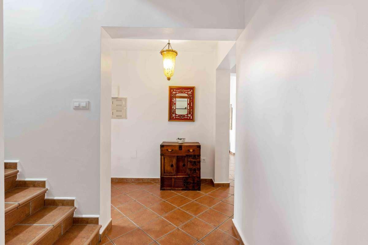 4 soveværelse Villa til salg i Murla med swimmingpool garage - € 825.000 (Ref: 9066359)