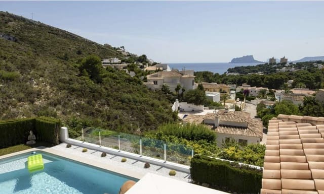 4 soverom Villa til salgs i El Portet - Pla de Mar, Teulada-Moraira med svømmebasseng garasje - € 1 850 000 (Ref: 9228009)
