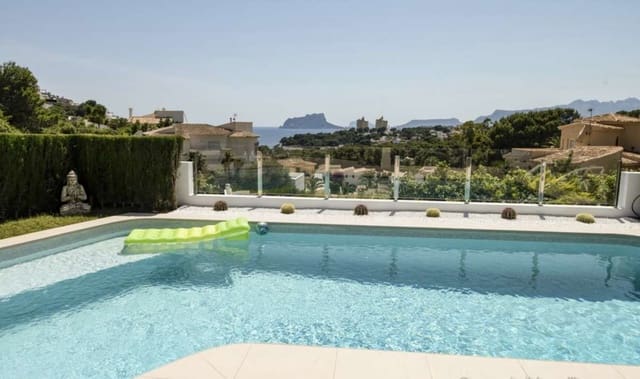 4 soverom Villa til salgs i El Portet - Pla de Mar, Teulada-Moraira med svømmebasseng garasje - € 1 850 000 (Ref: 9228009)