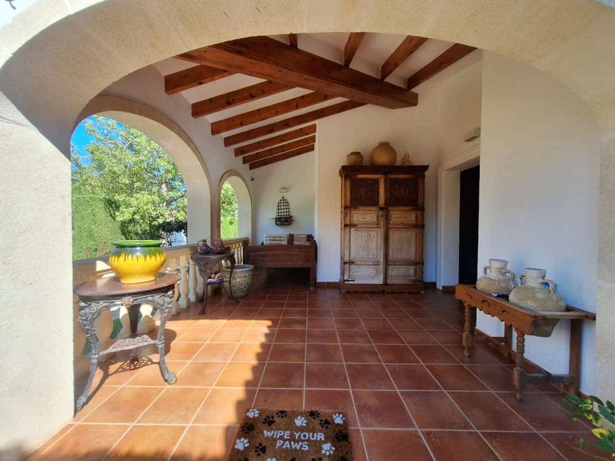 4 bedroom Villa for sale in Javea / Xabia with pool - € 1,290,000 (Ref: 9413110)