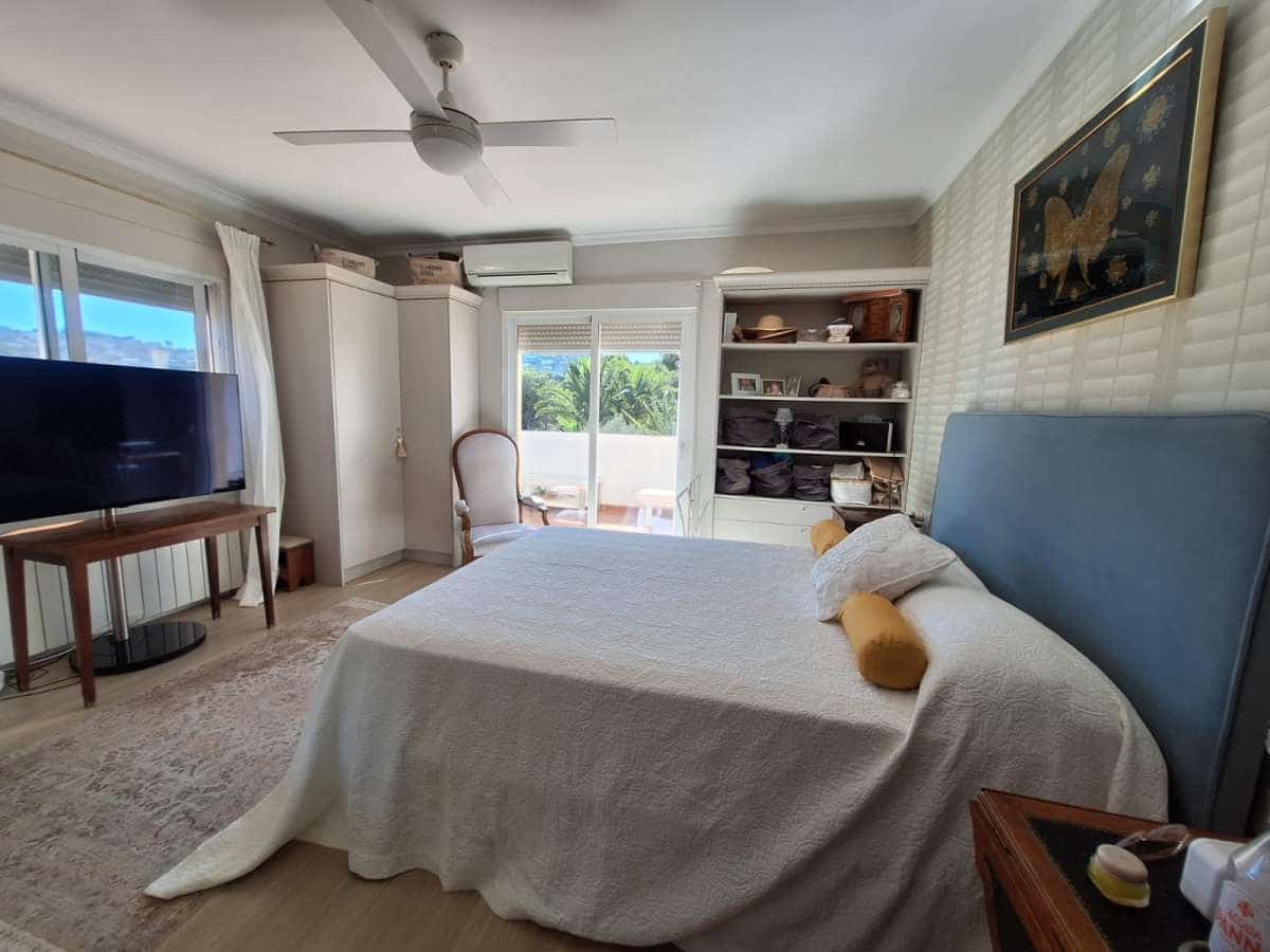 4 bedroom Villa for sale in Javea / Xabia with pool - € 1,290,000 (Ref: 9413110)