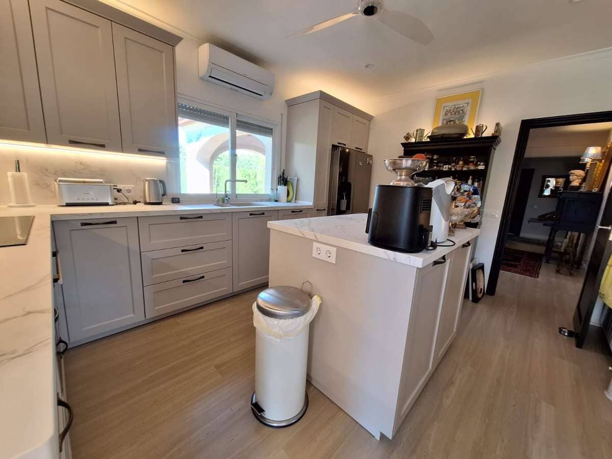 4 bedroom Villa for sale in Javea / Xabia with pool - € 1,290,000 (Ref: 9413110)