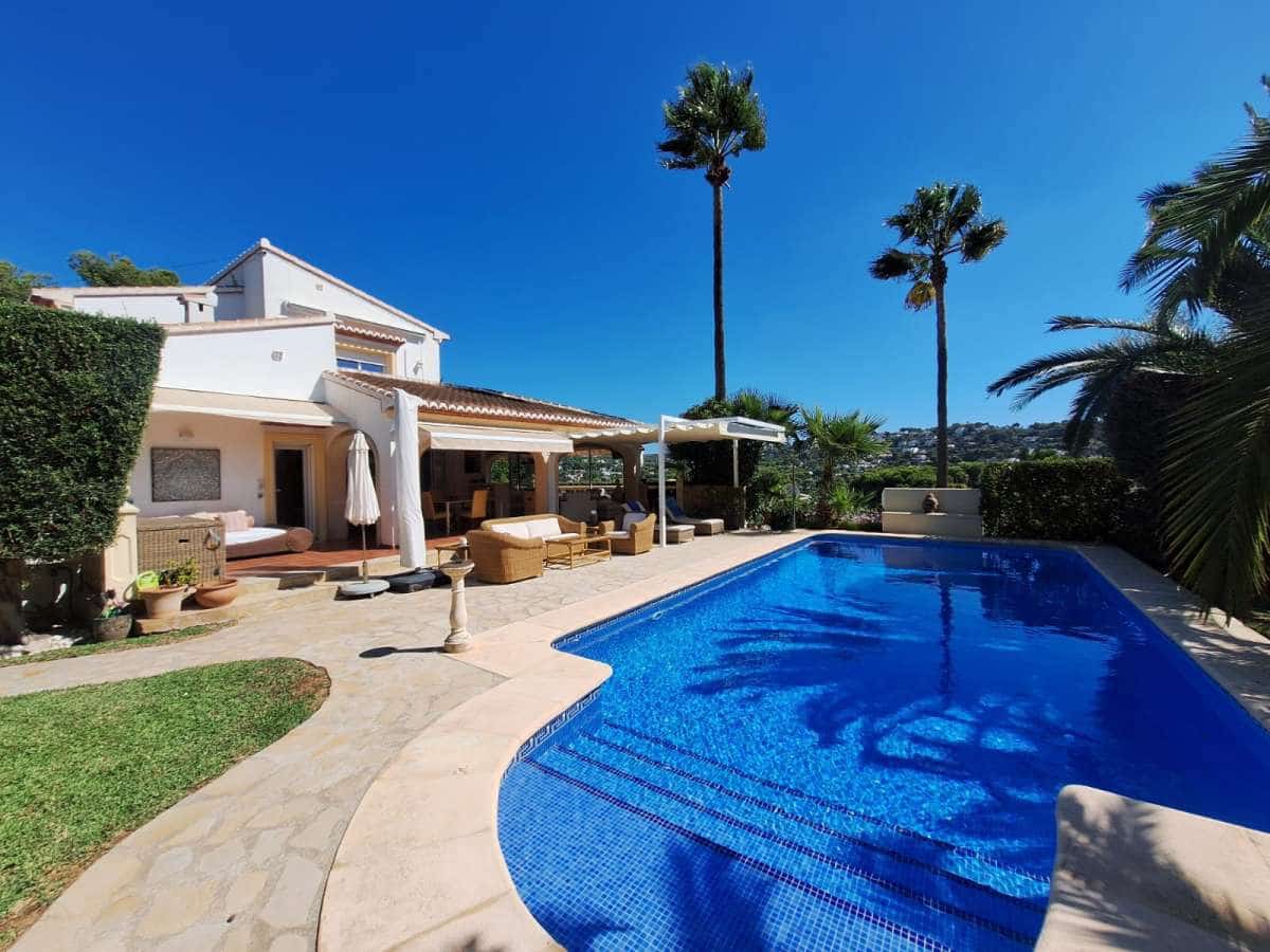4 bedroom Villa for sale in Javea / Xabia with pool - € 1,290,000 (Ref: 9413110)