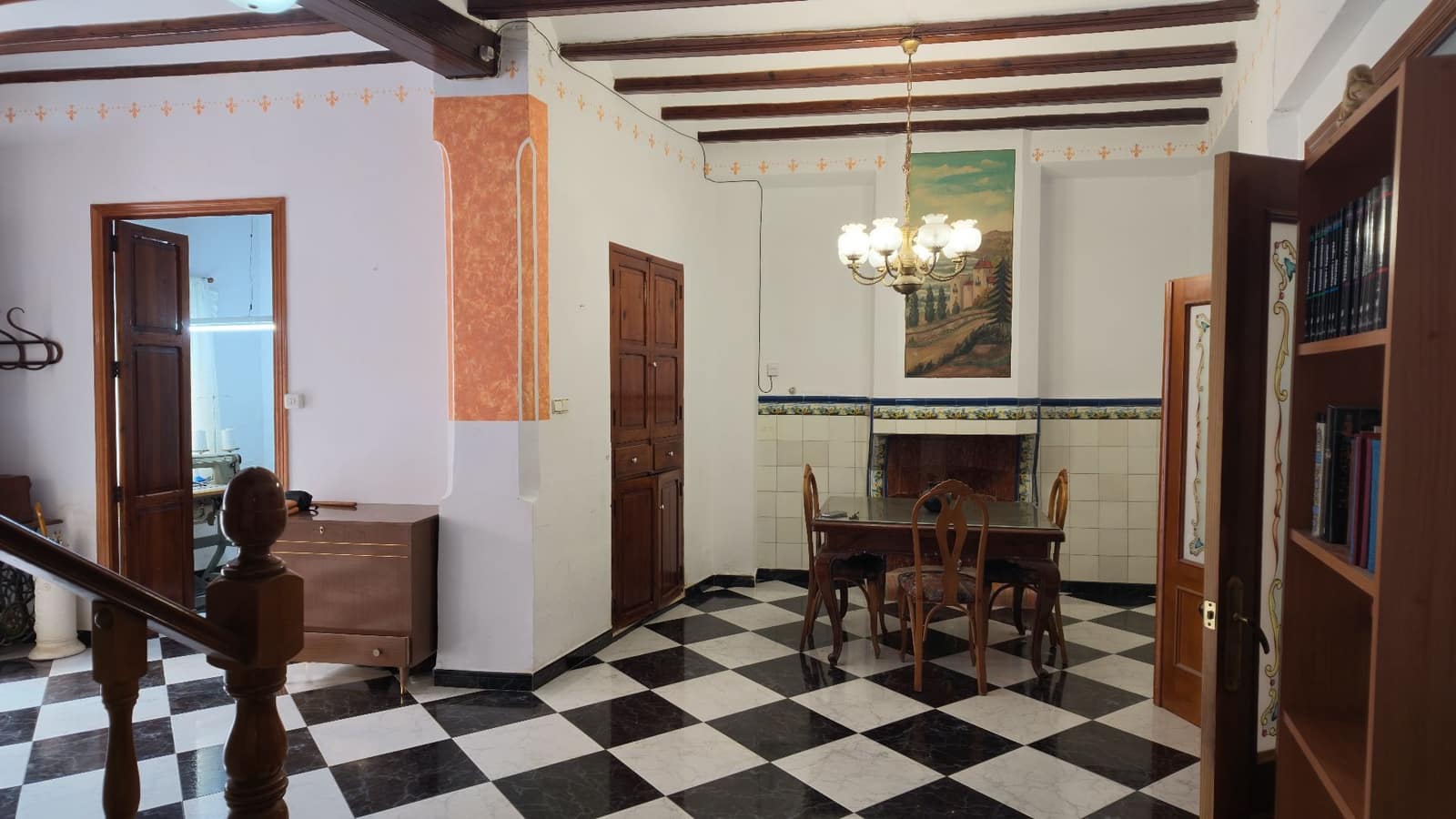 6 quarto Casa em Banda para arrendar em Llutxent com garagem - 650 € (Ref: 10021933)