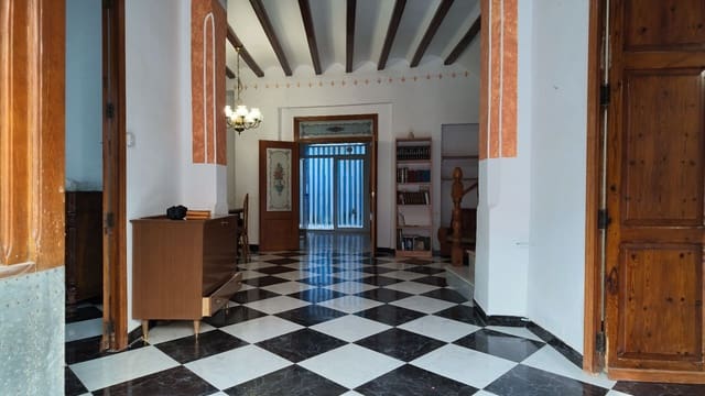 6 makuuhuone Omakotitalo vuokrattavana paikassa Llutxent mukana 
autotalli - 650 € (Ref: 10021933)