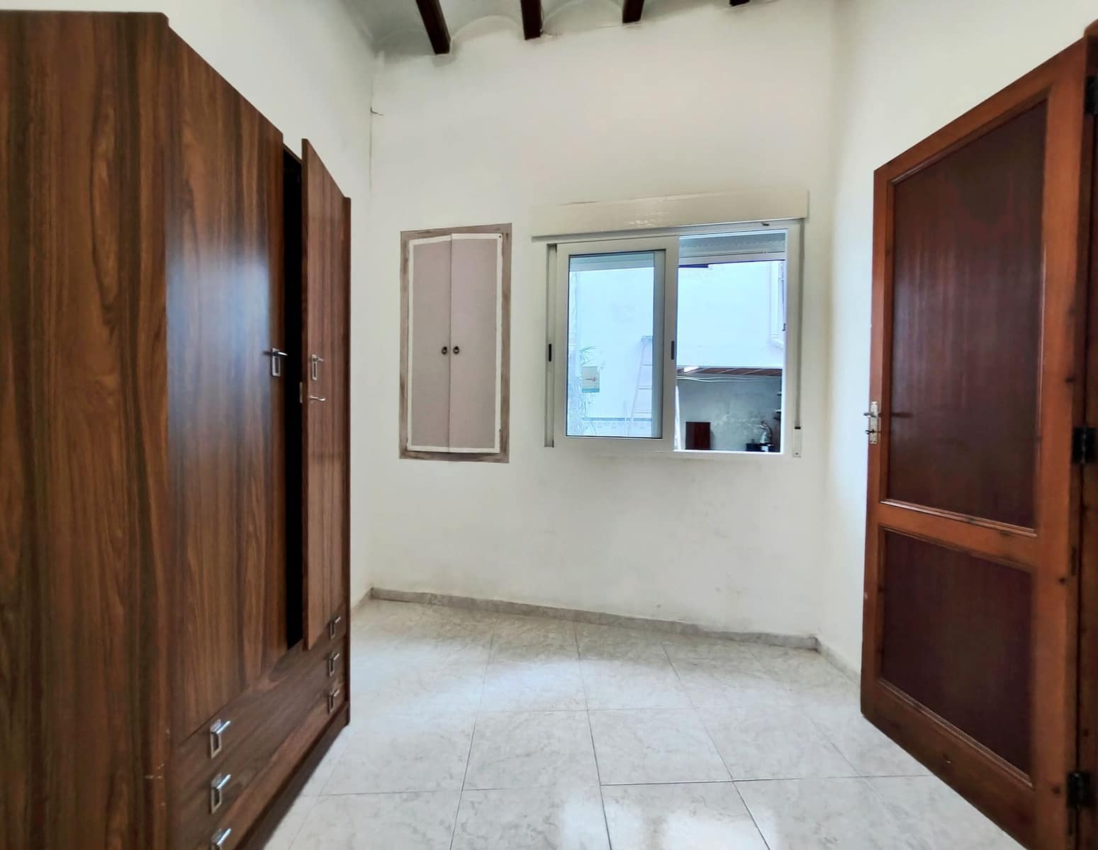 6 quarto Casa em Banda para arrendar em Llutxent com garagem - 650 € (Ref: 10021933)