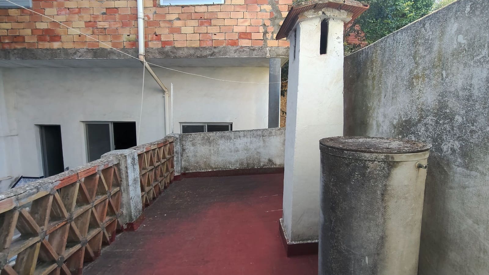 6 quarto Casa em Banda para arrendar em Llutxent com garagem - 650 € (Ref: 10021933)