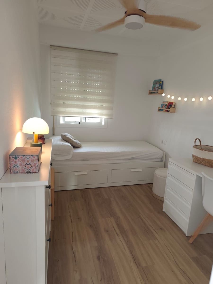 3 makuuhuone Huoneisto vuokrattavana paikassa Gandia mukana 
autotalli - 850 € (Ref: 10040309)