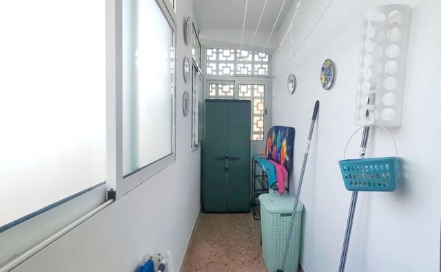 3 Zimmer Apartment zu vermieten in Oliva Playa, Oliva - 850 € (Ref: 10042462)