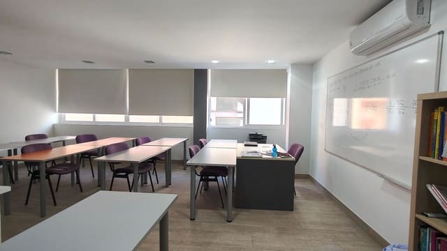 Office for sale in Oliva Pueblo, Oliva - € 119,000 (Ref: 10061229)