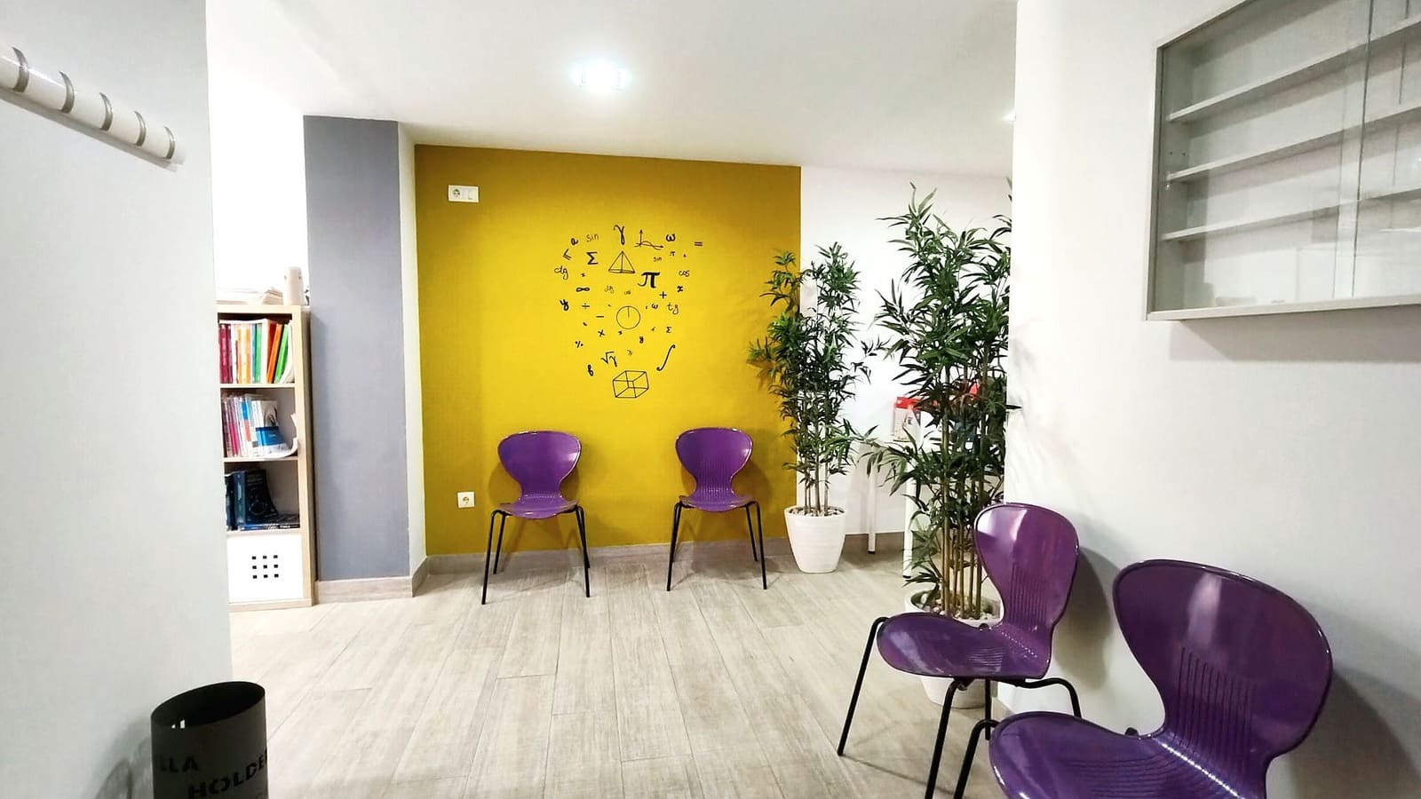Office for sale in Oliva - € 119,000 (Ref: 10061229)