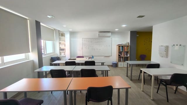 Office for sale in Oliva Pueblo, Oliva - € 119,000 (Ref: 10061229)