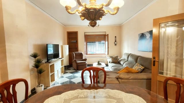 Chalet de 4 habitaciones en Oliva Pueblo, Oliva en venta - 265.000 € (Ref: 10061230)