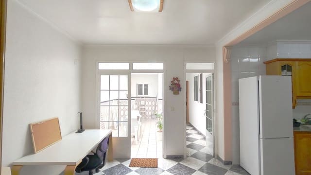 Chalet de 4 habitaciones en Oliva Pueblo, Oliva en venta - 265.000 € (Ref: 10061230)