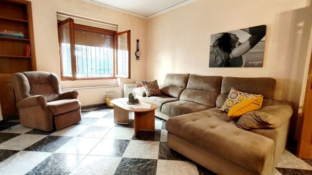 Chalet de 4 habitaciones en Oliva Pueblo, Oliva en venta - 265.000 € (Ref: 10061230)