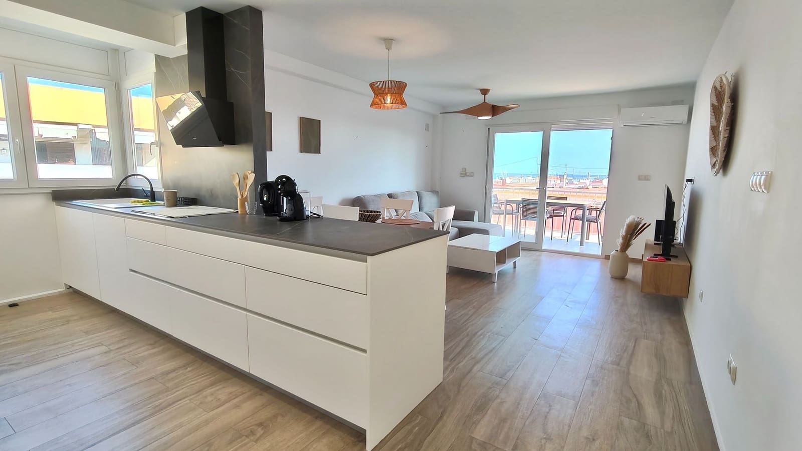 Apartamento de 3 habitaciones en Oliva en alquiler - 950 € (Ref: 10154564)
