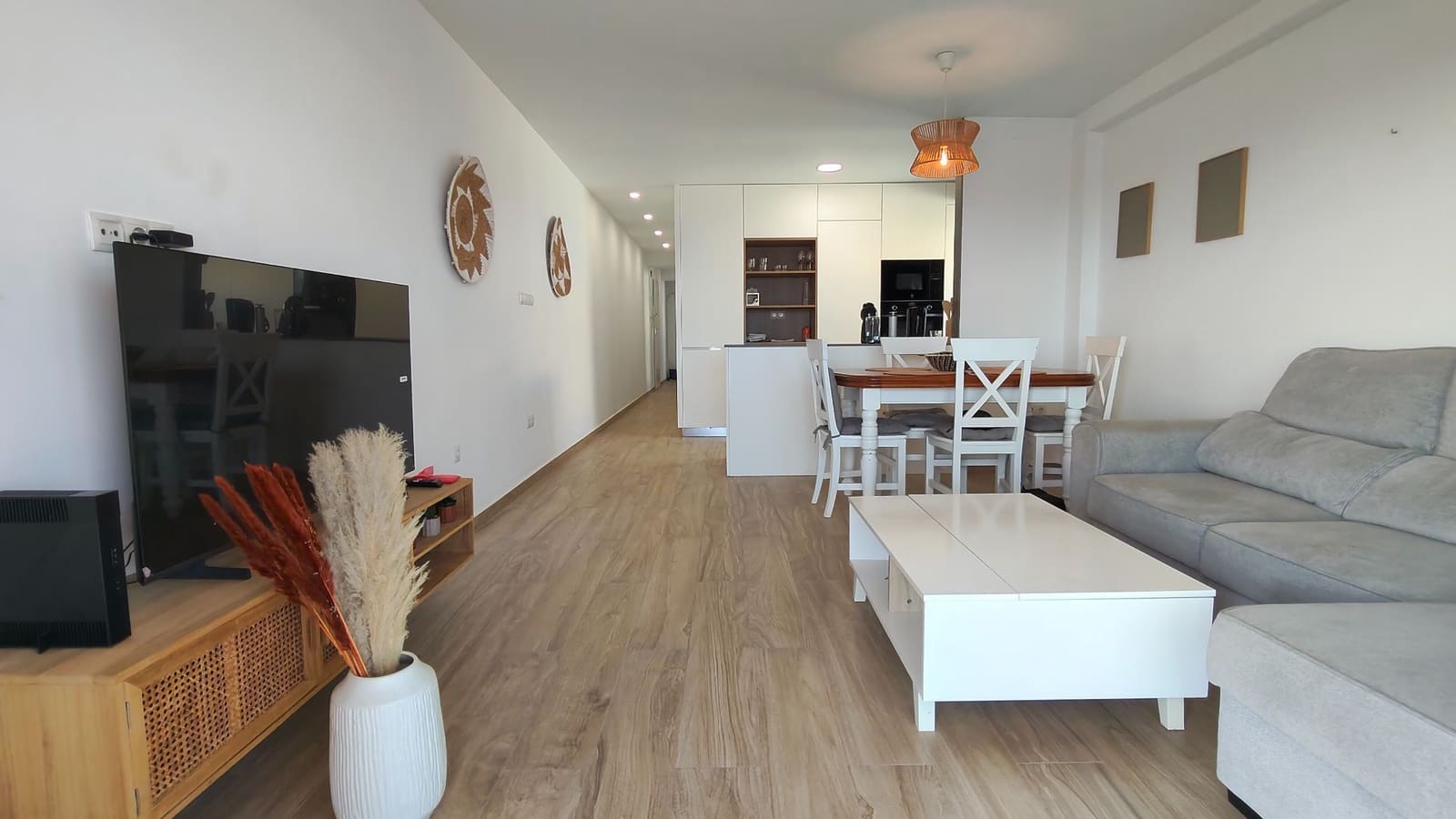 Apartamento de 3 habitaciones en Oliva en alquiler - 950 € (Ref: 10154564)