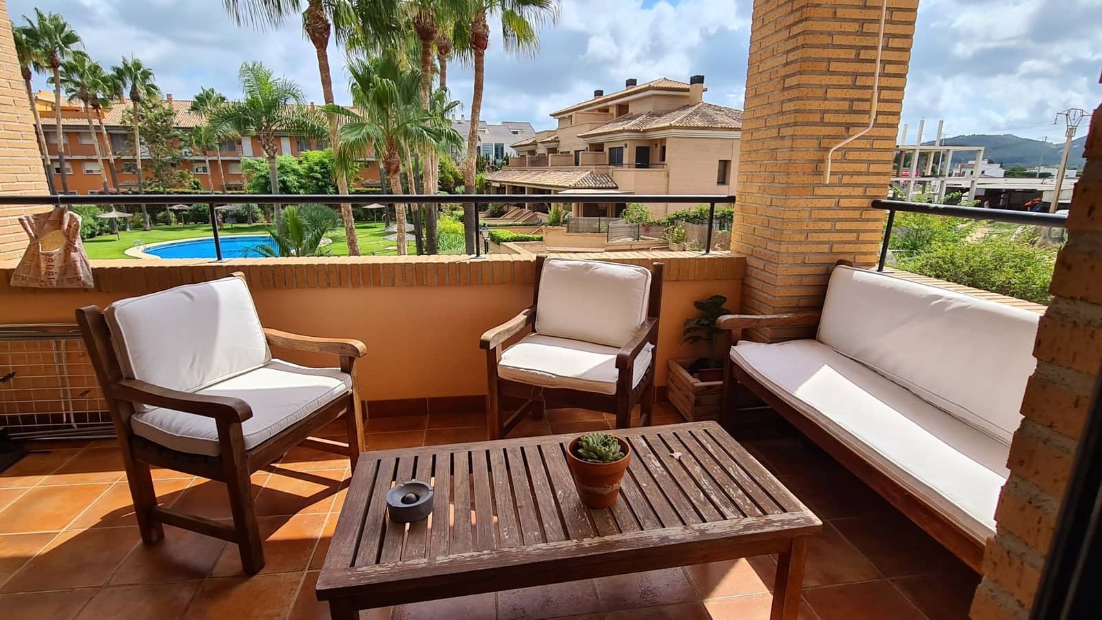 3 quarto Apartamento para arrendar em Javea / Xabia com piscina garagem - 950 € (Ref: 9072054)