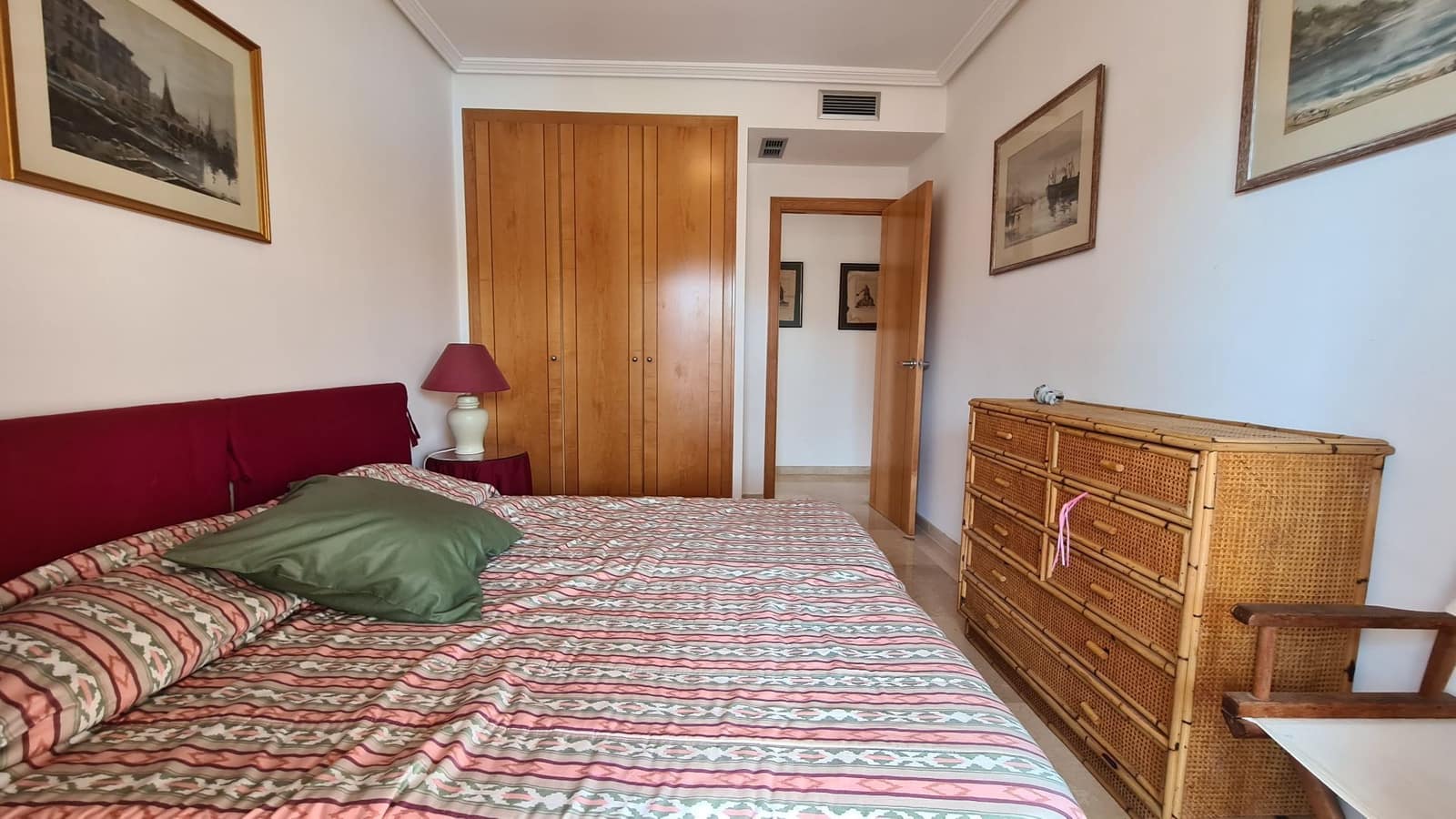 3 quarto Apartamento para arrendar em Javea / Xabia com piscina garagem - 950 € (Ref: 9072054)