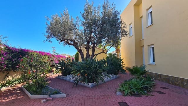 5 bedroom Villa for sale in Els Poblets with pool garage - € 848,000 (Ref: 9072057)