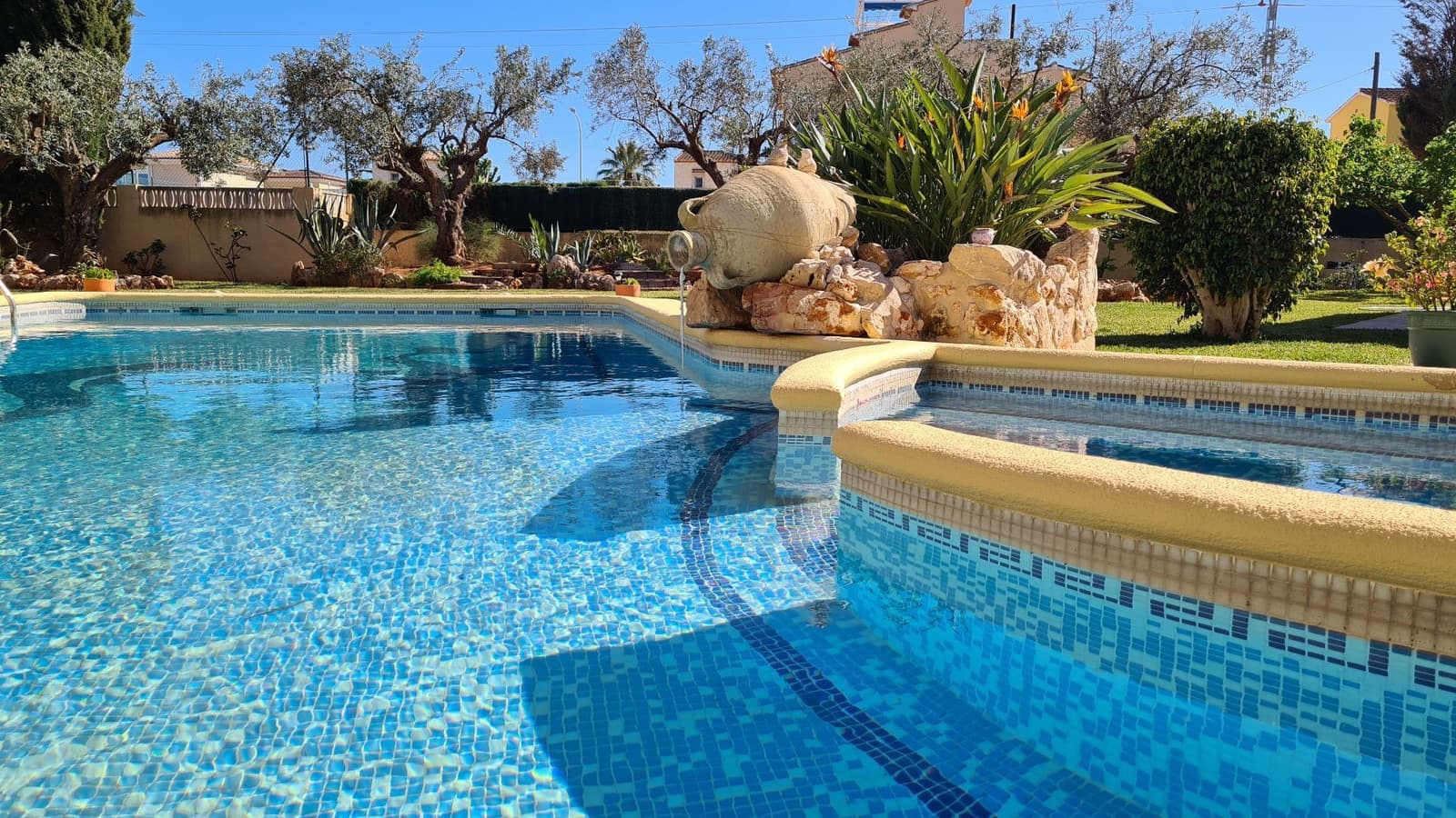 5 sypialnia Willa na sprzedaż w Els Poblets z basenem garażem - 848 000 € (Ref: 9072057)